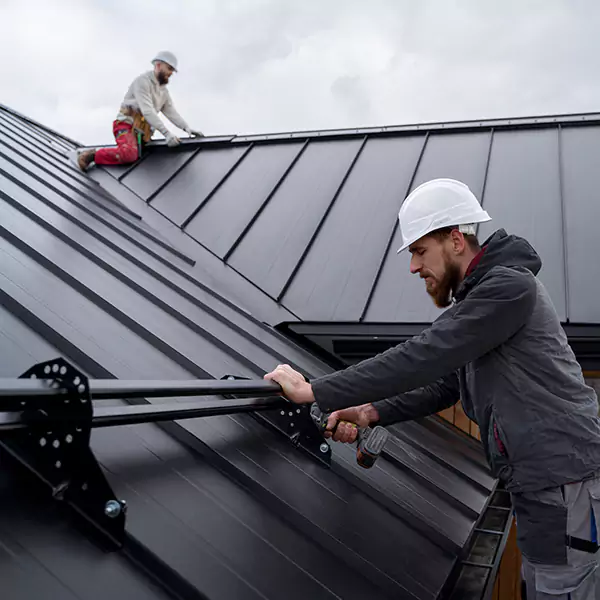 Why Woodridge Property Owners Choose Woodridge Roofers for Metal Roof Repair?